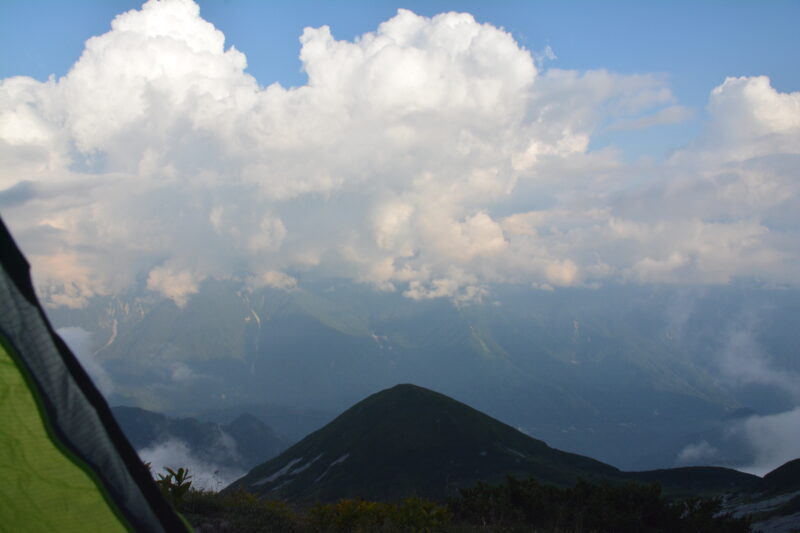 笠ヶ岳のテント場からの眺め