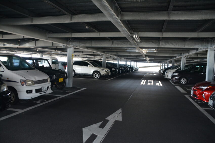 姪浜旅客待合所の第二駐車場