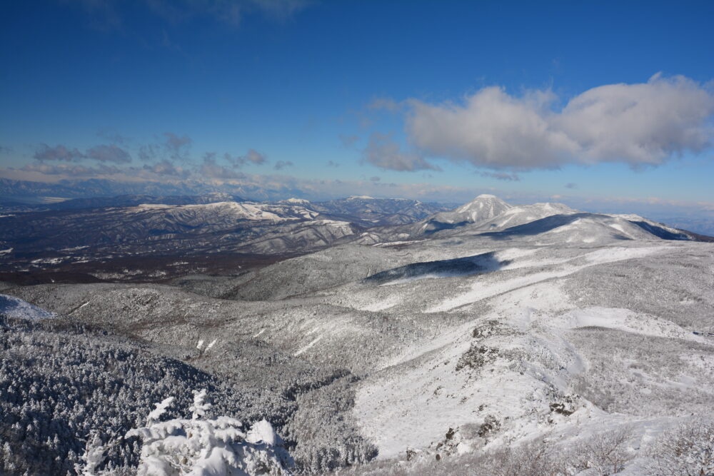 冬の天狗岳山頂からの眺め
