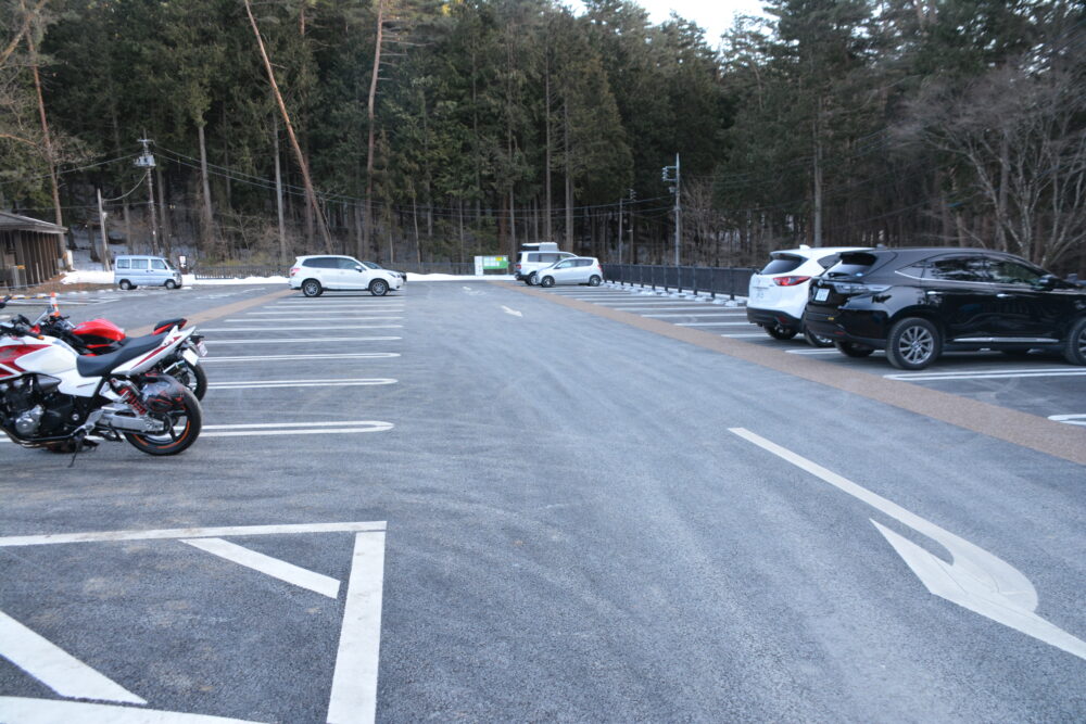 伊奈ヶ湖・県民の森第1駐車場