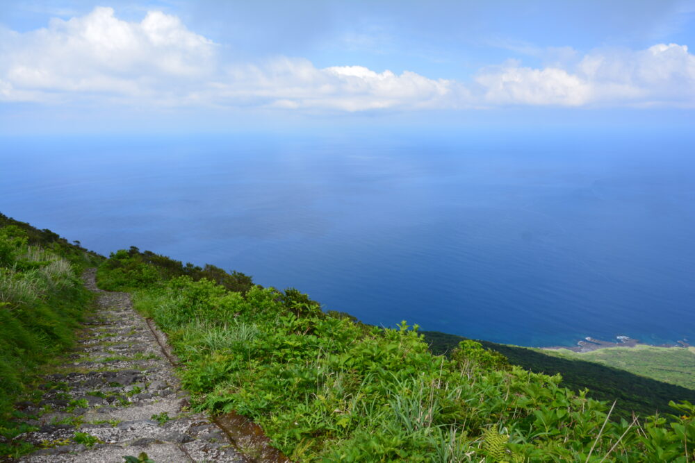 八丈富士登山道からの海景色