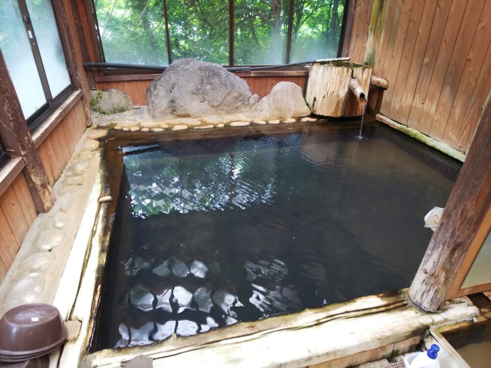 福地温泉・石動の湯の露天風呂
