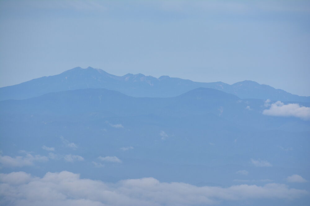 編笠山山頂から見た乗鞍岳