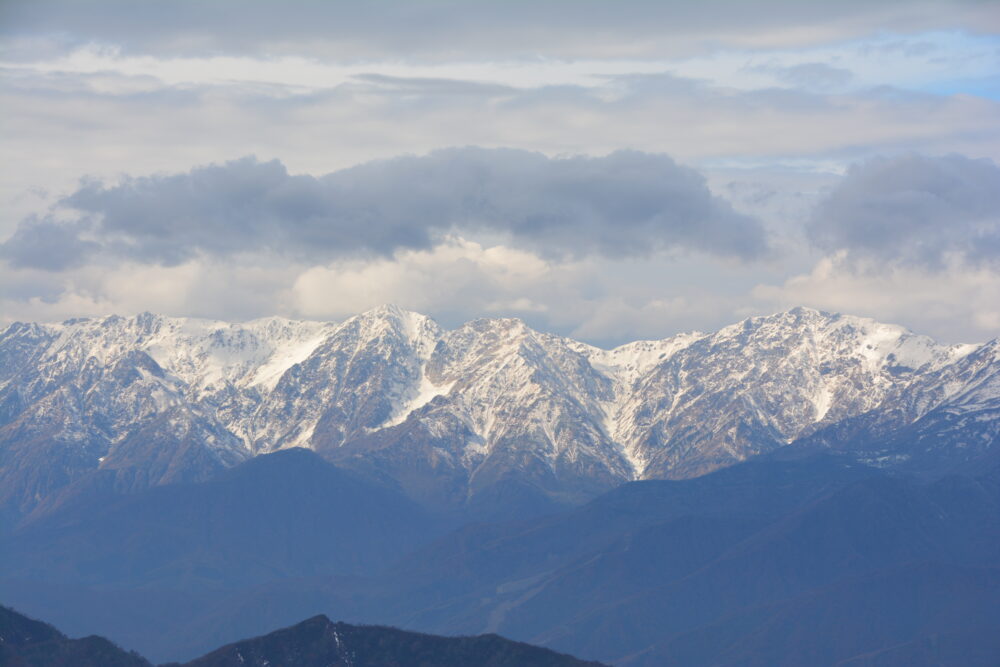 高妻山山頂から見た白馬三山