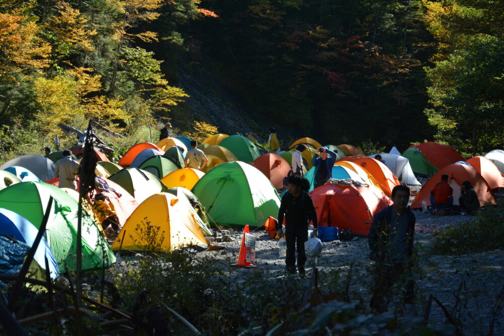 北沢峠・長衛小屋のテント場