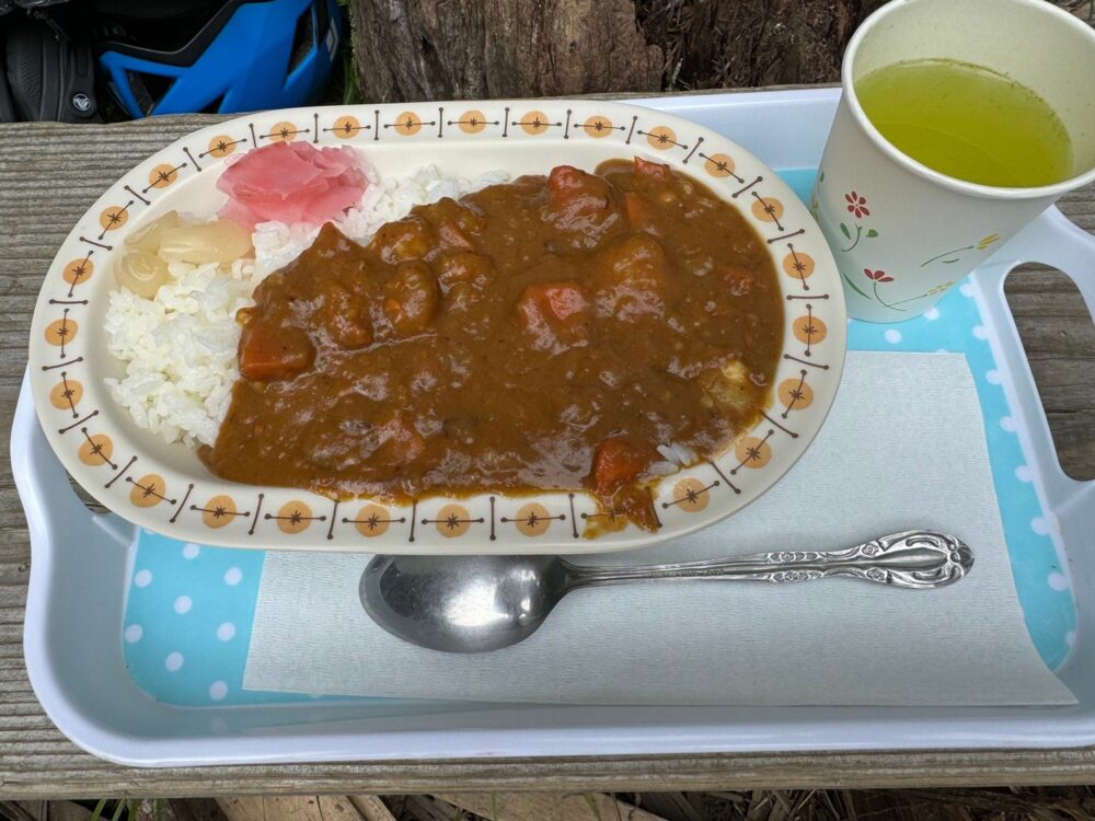 三伏峠小屋のカレー