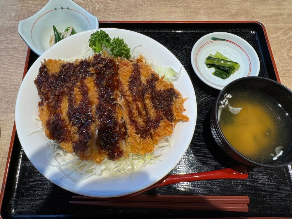 まつかわ温泉 清流苑のソースかつ丼