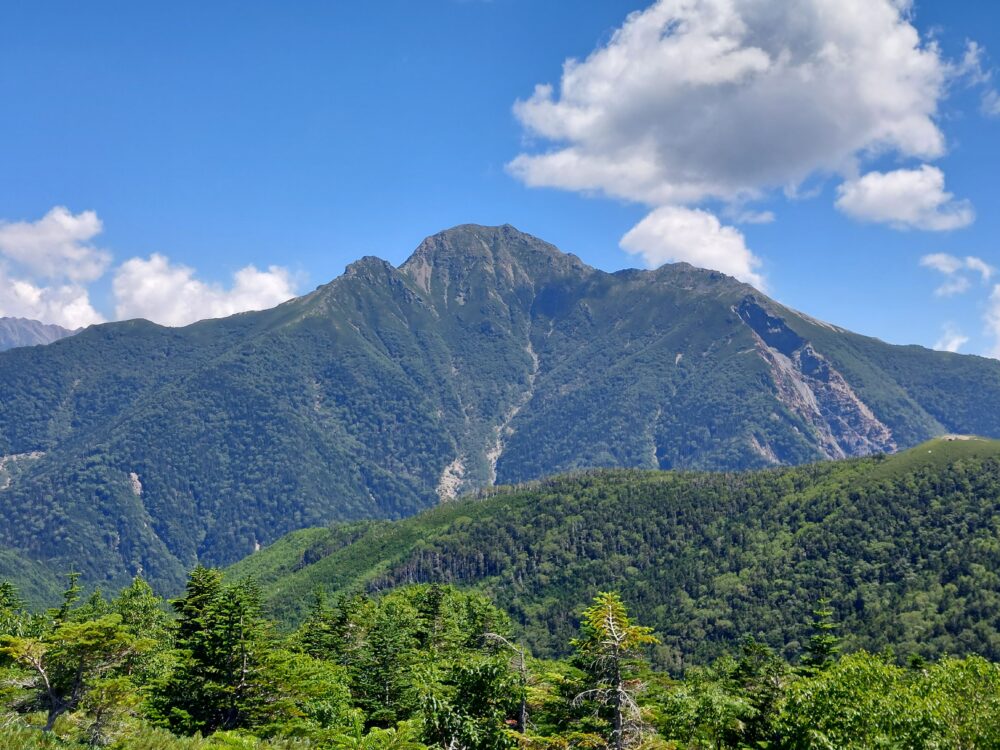 三伏山から見た塩見岳