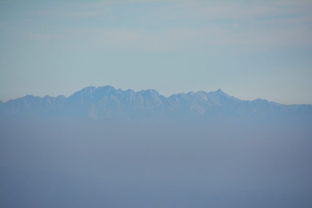 塩見山頂から見た槍・穂高連峰