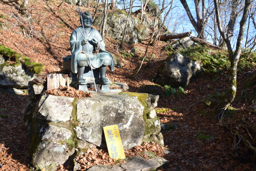 大峰山（弥山・八経ヶ岳）の聖宝ノ宿跡