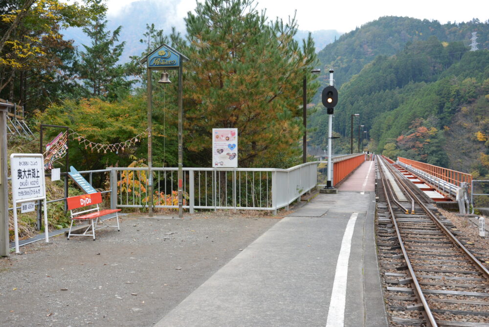 奥大井湖上駅のホーム