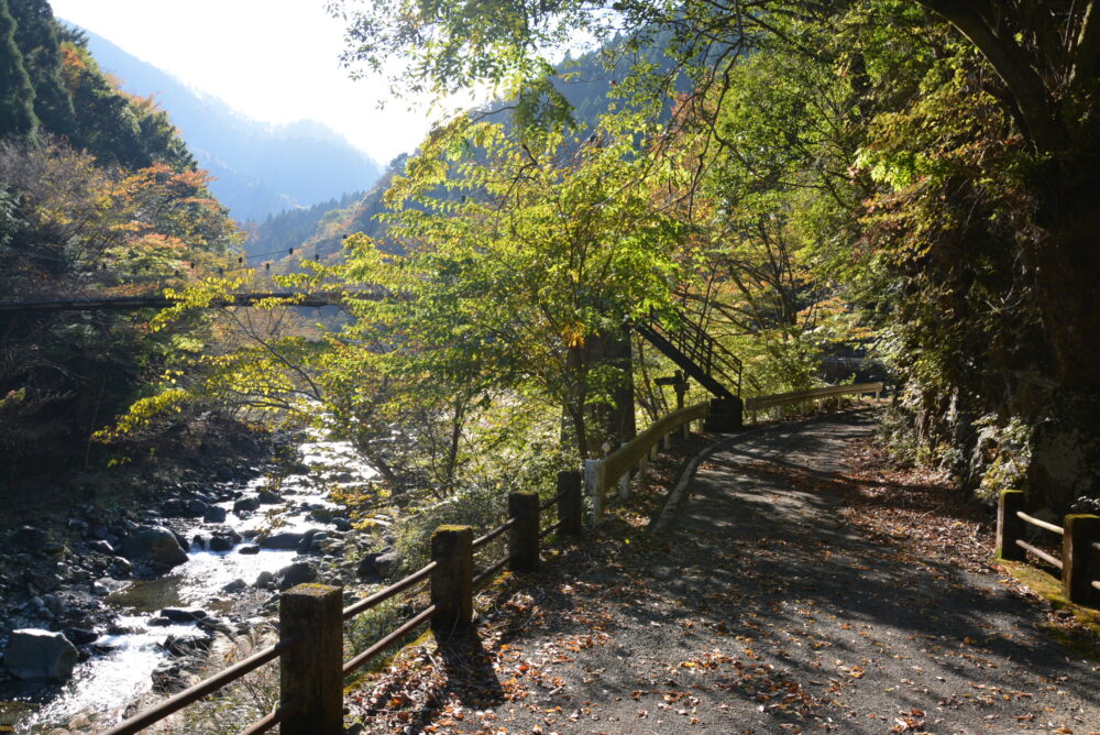 丹沢山の天王寺橋