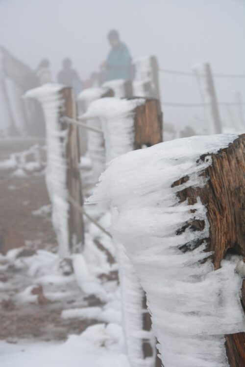 八甲田山・大岳の山頂にあるエビの尻尾