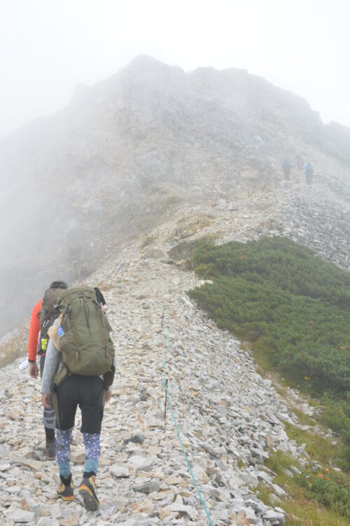 白馬岳山頂直下