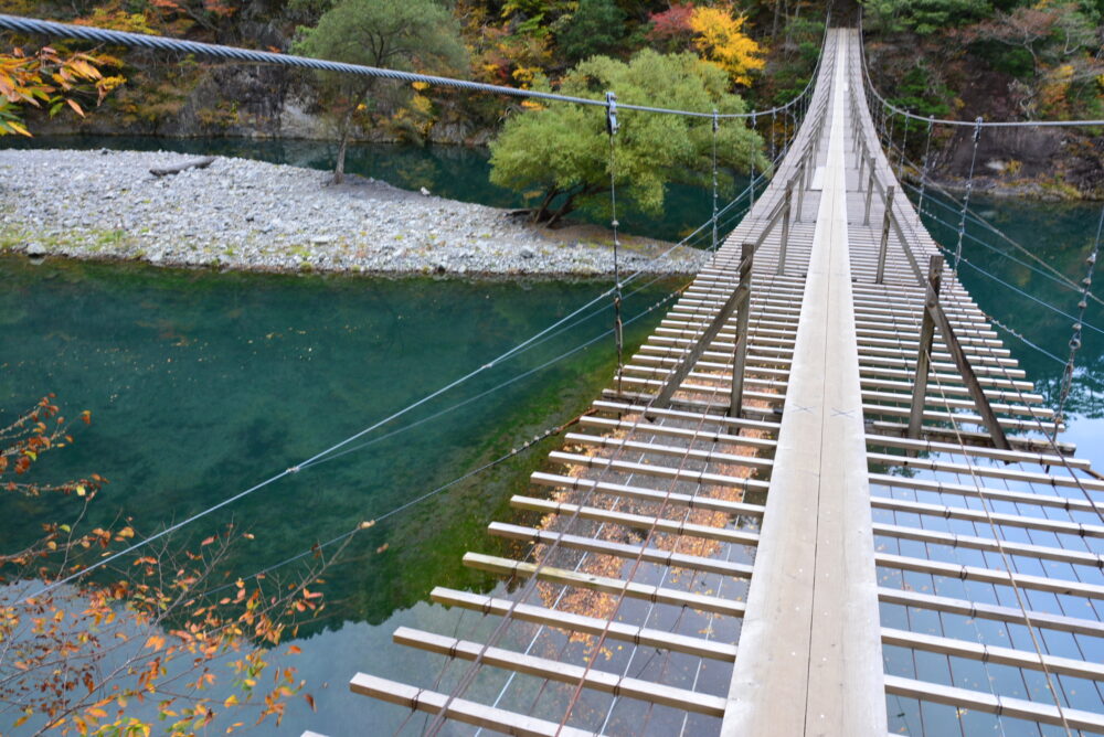 寸又峡の夢の吊り橋