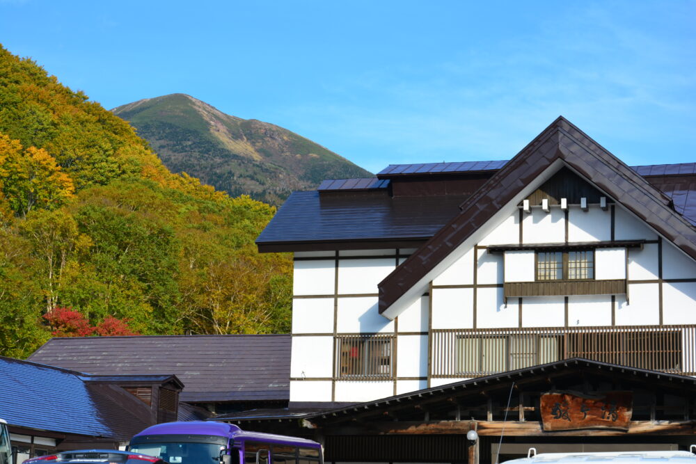 酸ヶ湯温泉と八甲田・大岳山頂