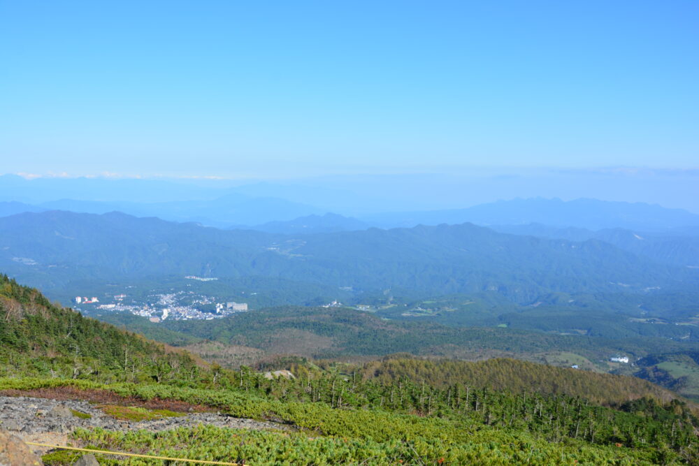 草津白根山（本白根山）の本白根山展望所からの眺め