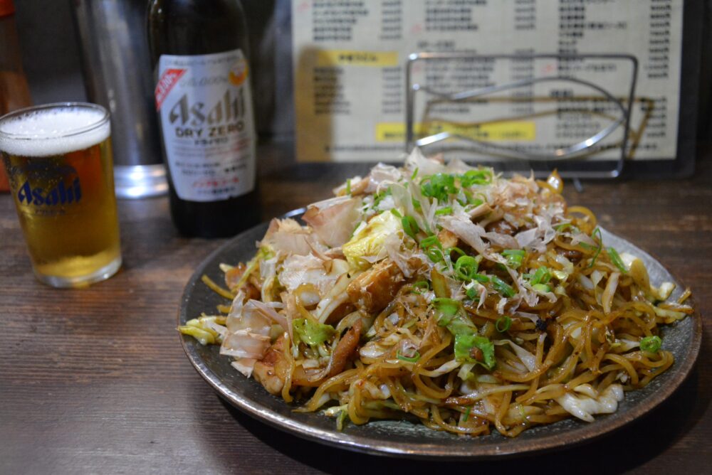 富士宮焼きそば ゆぐち のホルモン焼きそば