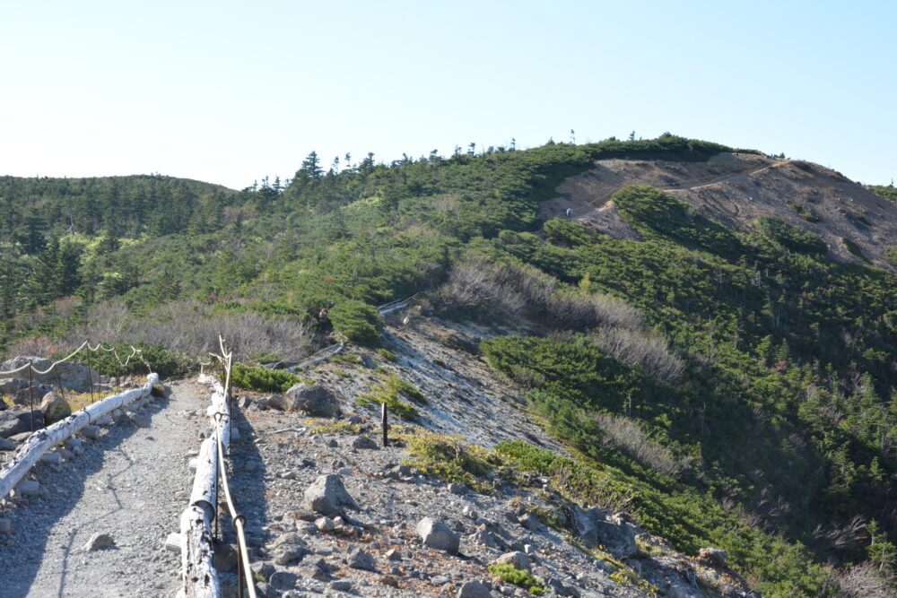 草津白根山（本白根山）の登山道