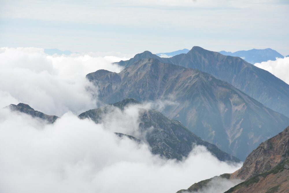 白馬鑓ヶ岳山頂から見た北アルプス・後立山連峰の峰々