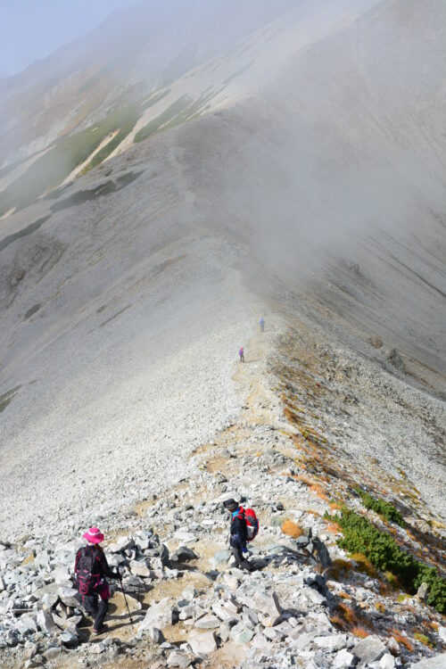 立山の稜線