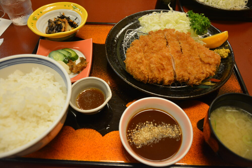 とんかつ定食