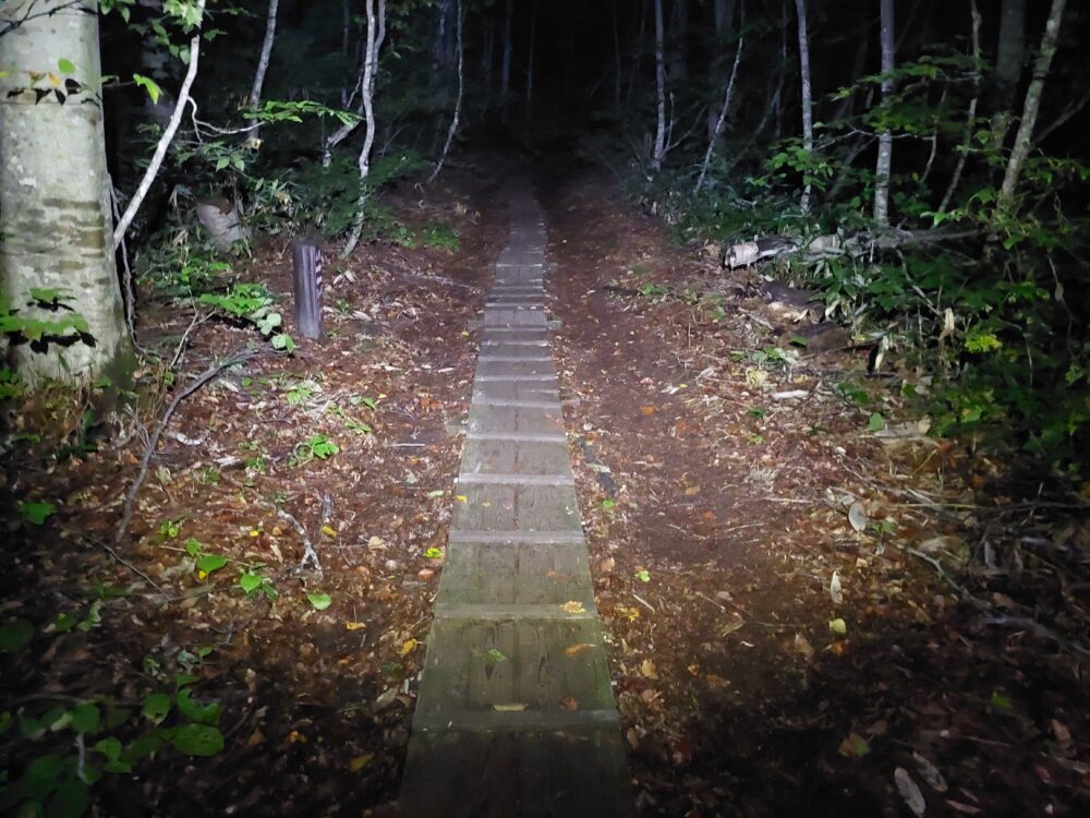 夜中の妙高・火打山登山道