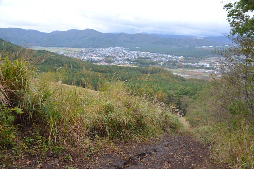 杓子山から見る忍野村の町並み