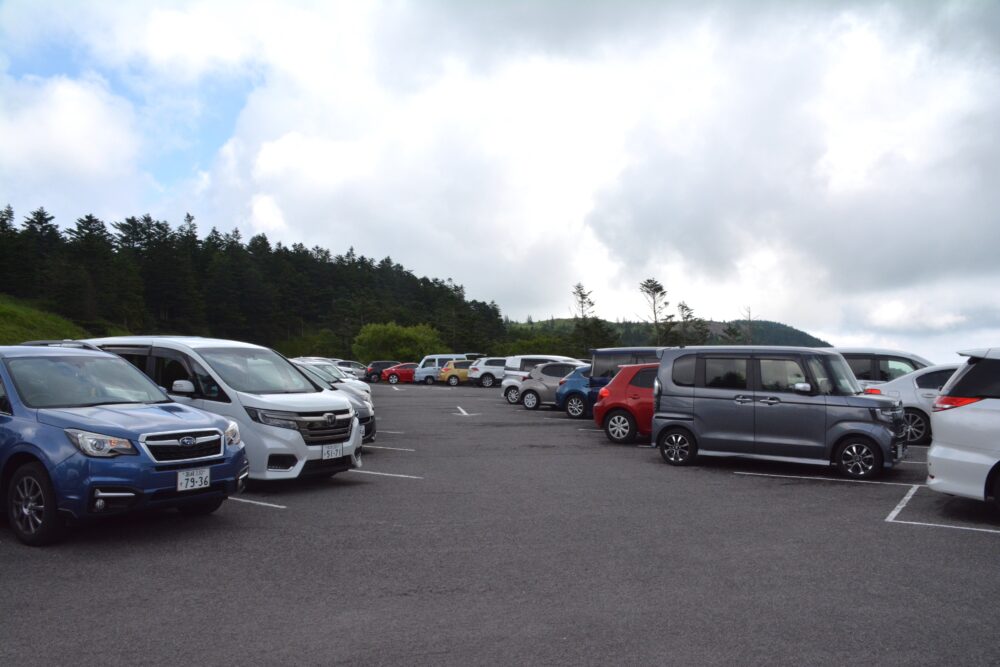 美ヶ原の山本小屋ふる里館・長和町営無料駐車場