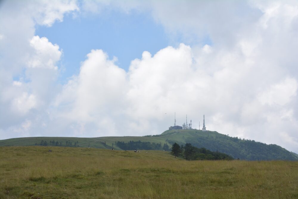 真夏の美ヶ原の風景