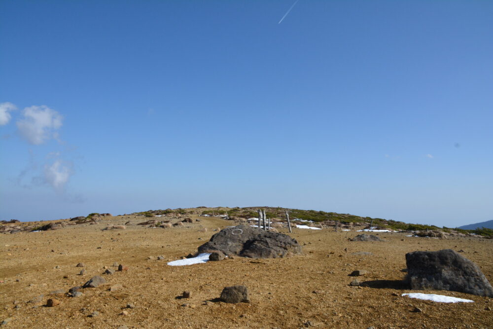 蔵王山・熊野岳山頂