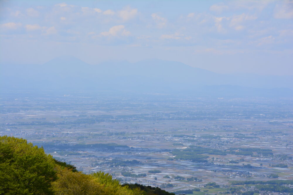 筑波山・コマ展望台から見た日光連山