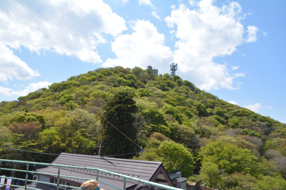 筑波山・コマ展望台から見た男体山