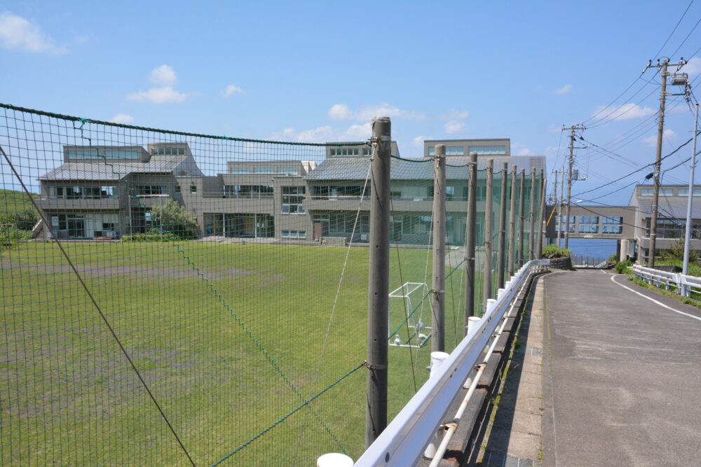 青ヶ島小中学校