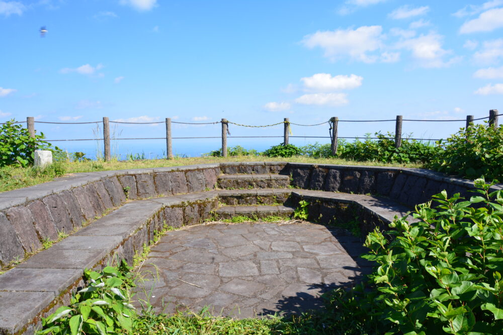 青ヶ島の大凸部