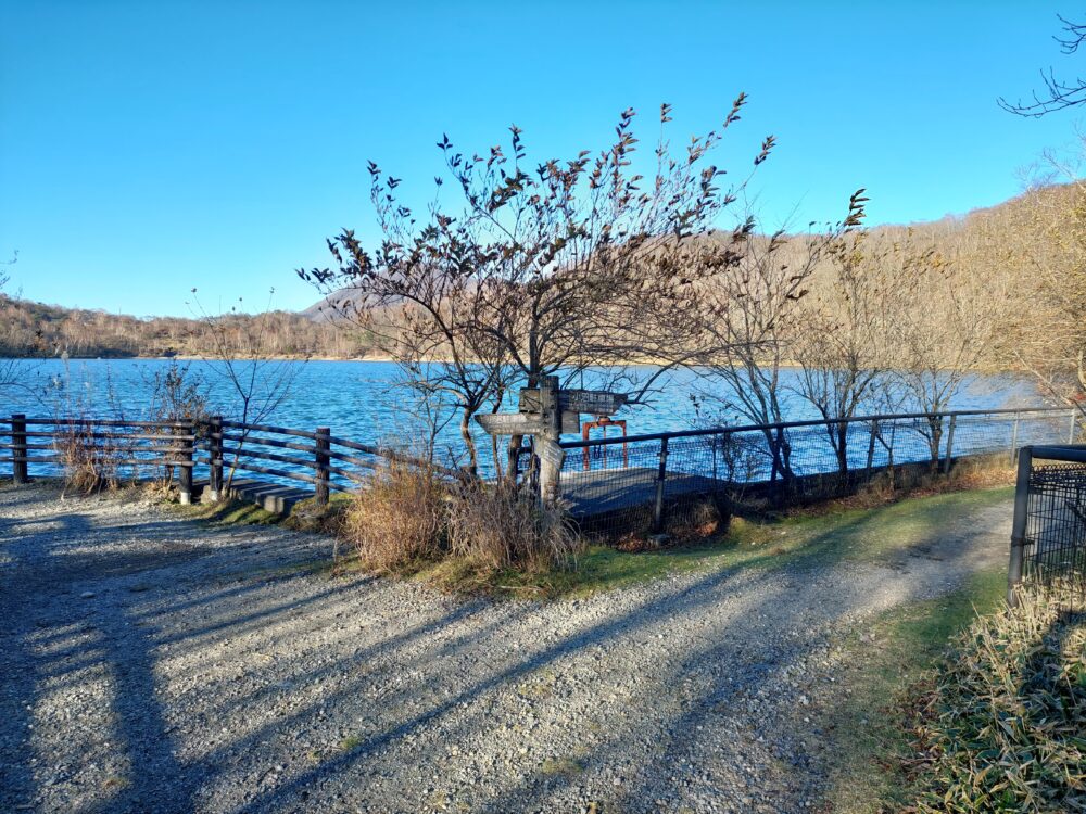 赤城山の小沼の水門