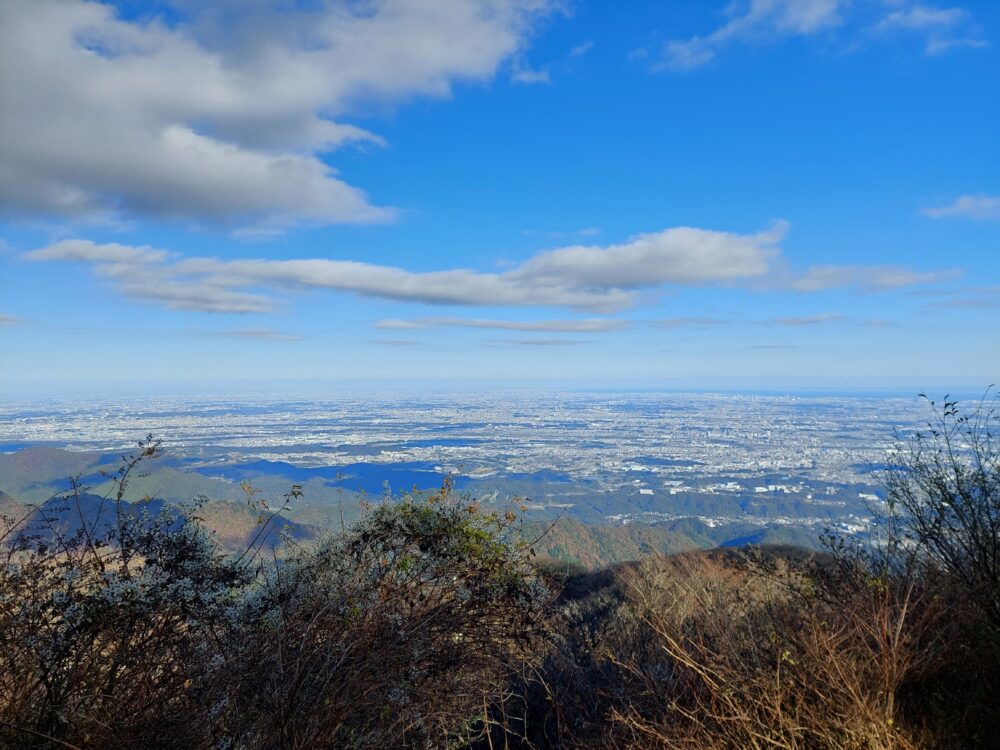 丹沢・大山の山頂から見た関東平野