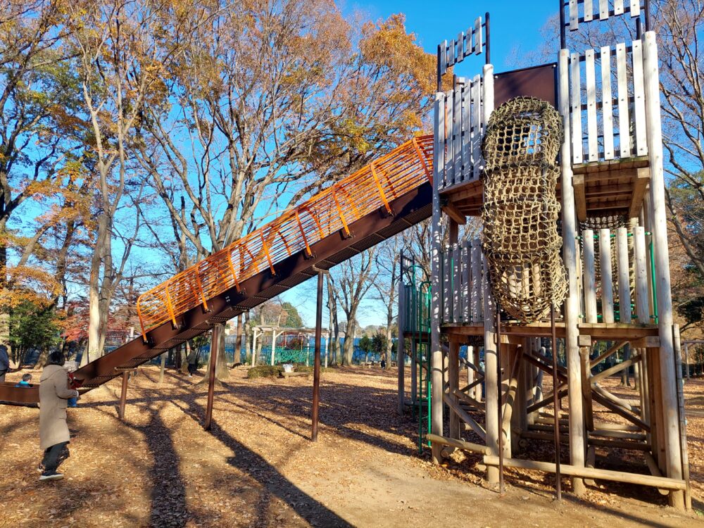 内牧公園・アスレチック広場のアスレチック遊具