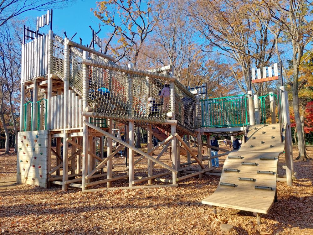 内牧公園・アスレチック広場のアスレチック遊具