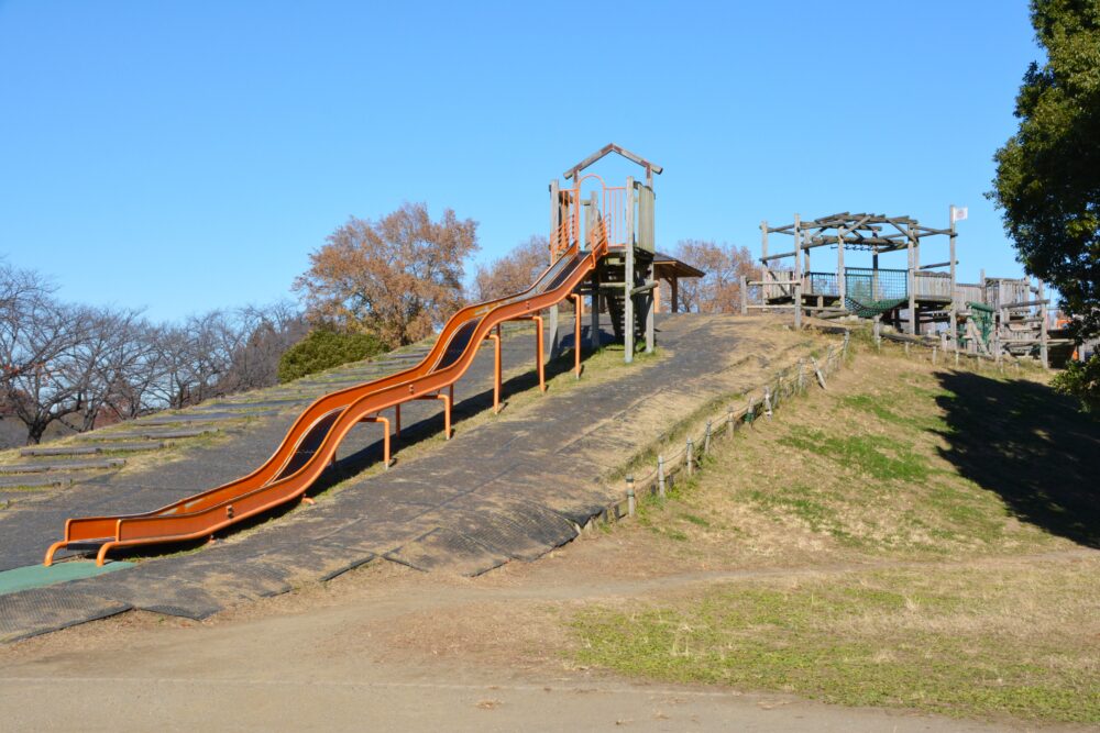 みさと公園・冒険トリデのスライダー（滑り台）