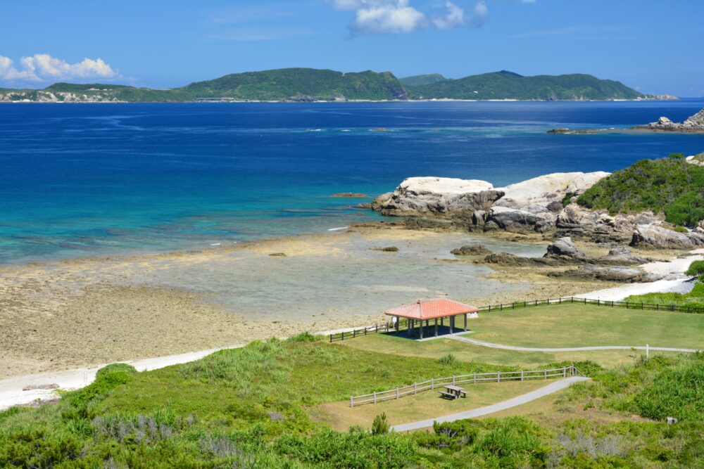 渡嘉敷島の阿波連岬の景色