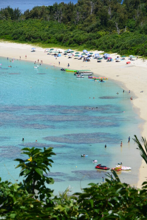 渡嘉敷島の阿波連ビーチ