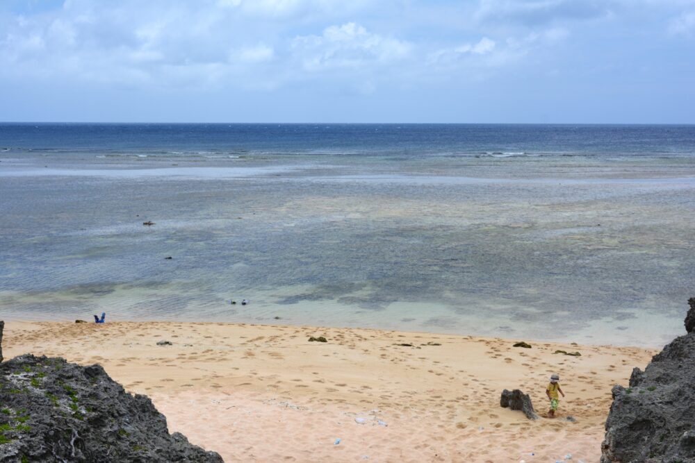 鳩間島の島仲浜