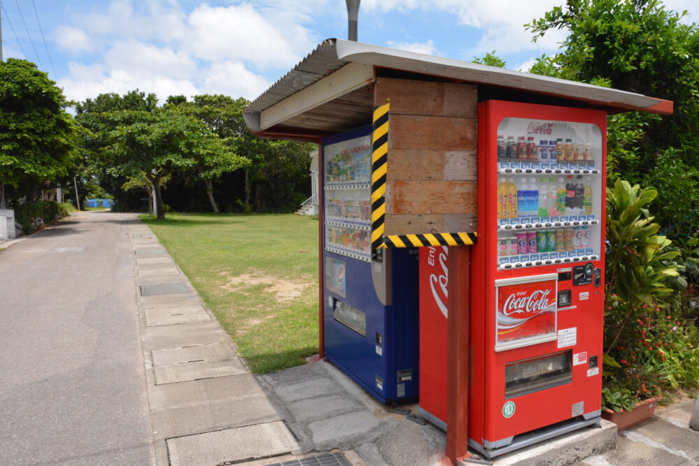 鳩間島の自販機