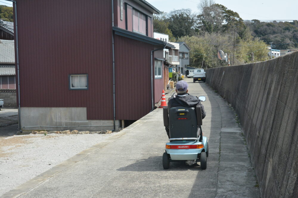 佐久島のローカルな風景