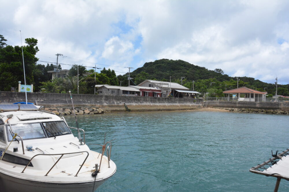 西表島の船浮港