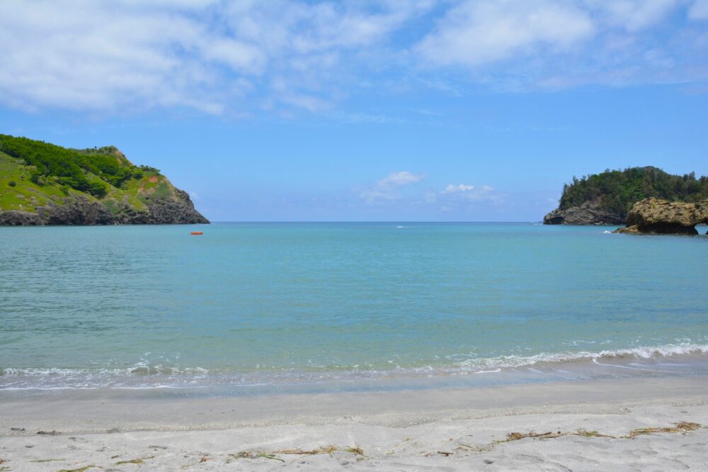 父島の小湊海岸