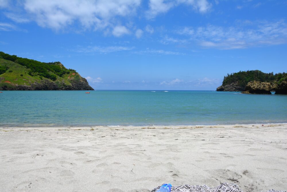 父島の小湊海岸