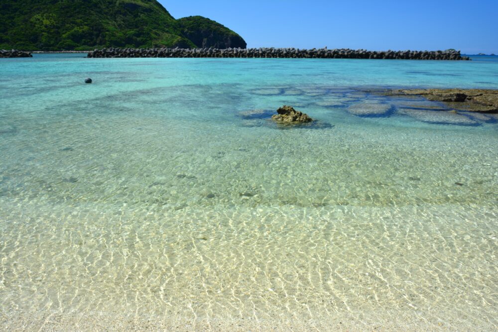 阿嘉島・前浜の綺麗な海