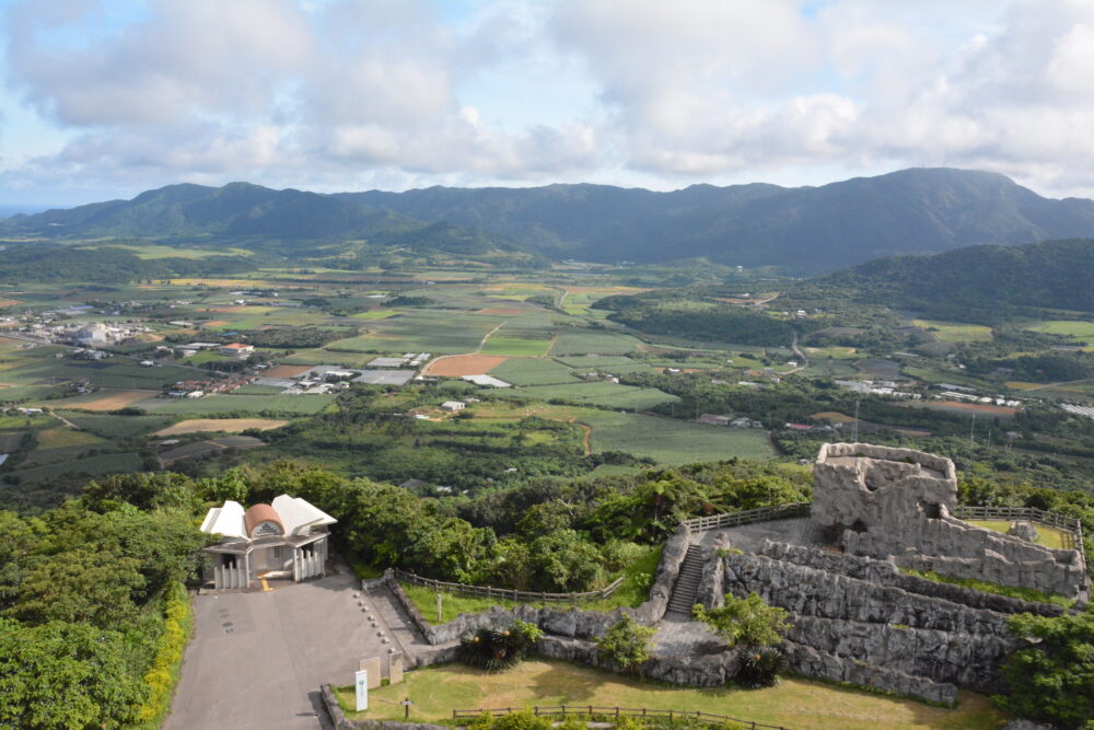 石垣島の展望台から見た島景色